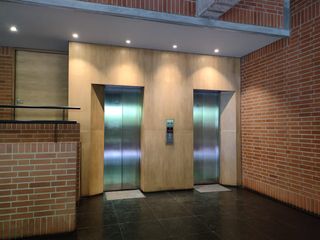 Foto 5 de Venta Apto. Rosales 209 M2 Excelente vista 3H 4Parqueaderos