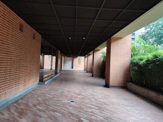 Foto 6 de Venta Apto. Rosales 209 M2 Excelente vista 3H 4Parqueaderos