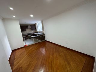 Departamento de venta sector ponceano con patio