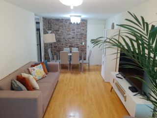 Foto 1 de Lindo Y Acogedor Departamento En Venta - Urb. Las Palmeras En El Agustino