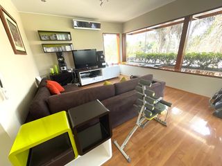 Foto 21 de Venta de magnífica casa en La Planicie Primera Etapa - 4 dorms, 3 salas de estar, jardín, piscina, cava, sótano multi-usos