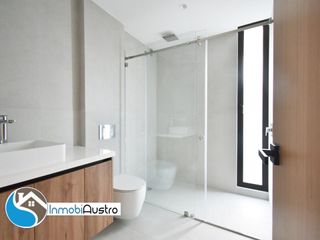 Foto 9 de Av. Ordoñez Lasso, Venta de Lujoso Apartamento