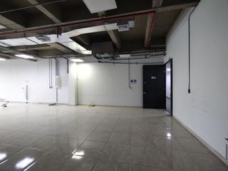 Oficina en arriendo en Alto Prado.