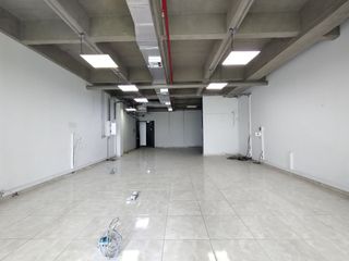 Oficina en arriendo en Alto Prado.