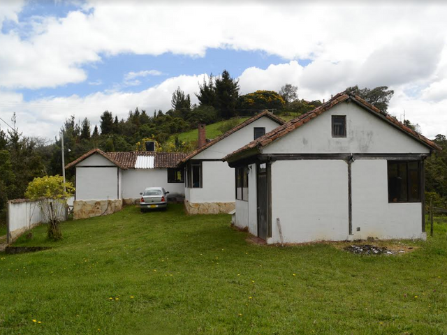 Casa en La Calera, Cundinamarca. Vereda Santa Helena, sector El Boliche.