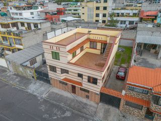 Foto 7 de CDLA.Gatazo Casa 236,32 Terreno 300m2