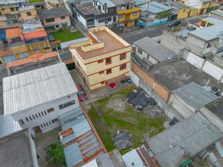 Foto 3 de CDLA.Gatazo Casa 236,32 Terreno 300m2