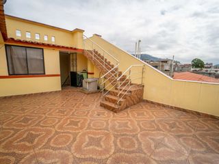 Foto 13 de CDLA.Gatazo Casa 236,32 Terreno 300m2