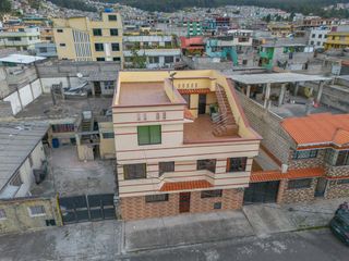 Foto 6 de CDLA.Gatazo Casa 236,32 Terreno 300m2