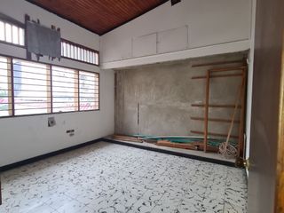 SE ARRIENDA LOCAL COMERCIAL, BARRIO LA FORD, SINCELEJO