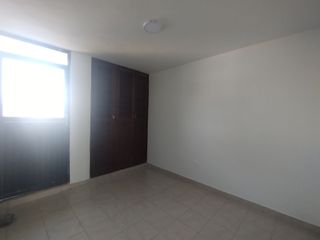 Foto 7 de Apartamento en arriendo en Ciudad Jardin.