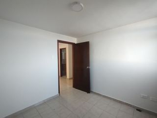 Foto 8 de Apartamento en arriendo en Ciudad Jardin.