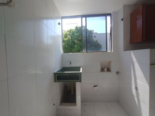 Foto 13 de Apartamento en arriendo en Ciudad Jardin.