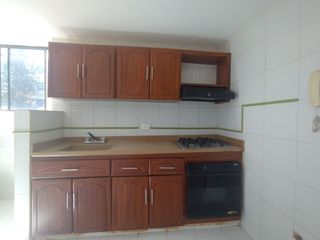 Foto 10 de Apartamento en arriendo en Ciudad Jardin.