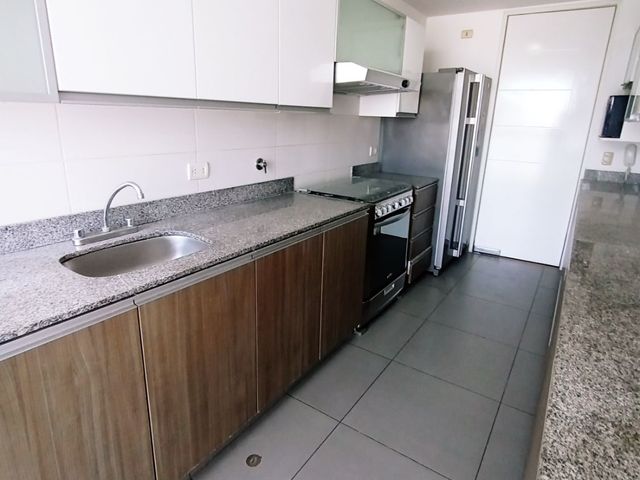 ALQUILO DEPARTAMENTO DE 3 HABITACIONES CON BALCON - SAN ISIDRO
