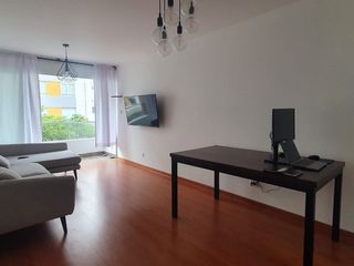 Foto 2 de ALQUILO MODERNO DEPARTAMENTO AMOBLADO. IDEAL HOME OFFICE. MIRAFLORES