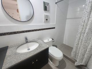 Foto 12 de ALQUILO MODERNO DEPARTAMENTO AMOBLADO. IDEAL HOME OFFICE. MIRAFLORES