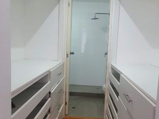 Foto 12 de ALQUILO MODERNO DEPARTAMENTO AMOBLADO. IDEAL HOME OFFICE. MIRAFLORES