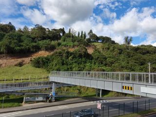 Foto 5 de Venta de 10.277M2 en la vía Principal, carretera Panamericana, Vía a Pintag  9 9 9 0 1 0 2 3 2