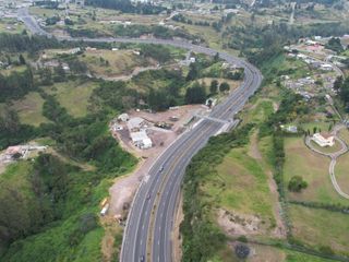 Foto 16 de Venta de 10.277M2 en la vía Principal, carretera Panamericana, Vía a Pintag  9 9 9 0 1 0 2 3 2