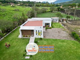 Foto 3 de MODERNA CASA VACACIONAL, Sector Yunguilla C1353