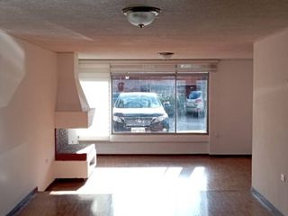 Foto 4 de EN RENTA O VENTA CASA DE 3 HABITACIONES 195M2 SECTOR AV LOS GRANADOS