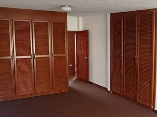 Foto 6 de EN RENTA O VENTA CASA DE 3 HABITACIONES 195M2 SECTOR AV LOS GRANADOS