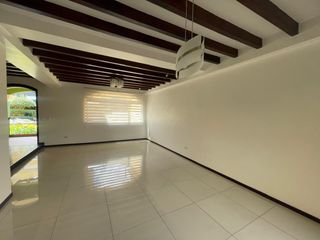 Foto 6 de Casa de Renta, Cumbaya