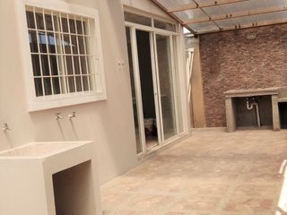 Foto 13 de Venta de Casa de 4 dormitorios Manta Manabi