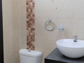 Foto 9 de Venta de Casa de 4 dormitorios Manta Manabi