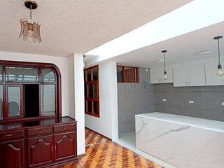 DEPARTAMENTO EN VENTA REMODELADO 65m2 / Belisario Quevedo