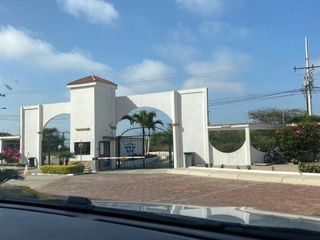 Foto 5 de VILLAMIL PLAYAS VENDO DEPARTAMENTO EN URBANIZACION PRIVADA VISTA AL MAR