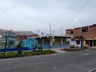 Foto 2 de Ocasion Venta de Casa Como Terreno 120 m² en Esquina y Frente a Parque!