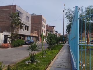 Foto 10 de Ocasion Venta de Casa Como Terreno 120 m² en Esquina y Frente a Parque!