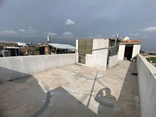 🏡 Casa de 3 Pisos en Venta en Cerro Colorado - Río Seco🏡