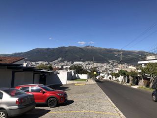 Venta Terreno Norte de Quito Urb. Sol de Oriente Sector Emb. USA
