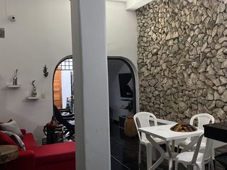 Venta de Casa + Local Barrio Getsemaní