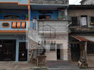Foto 2 de CASA EN VENTA EN EL SUBURBIO DE GUAYAQUIL, 2 PISOS RENTEROS EN GUAYAQUIL,ECUADOR