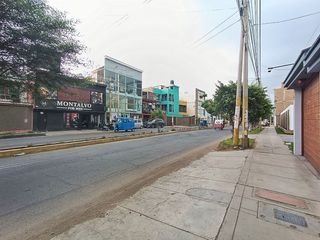 Foto 11 de Local Comercial en Alquiler en Esquina de Av Cutervo