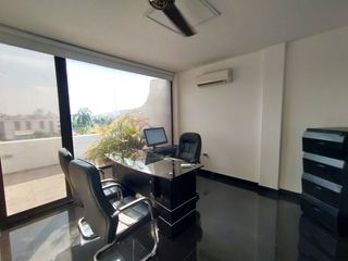 Foto 9 de Oficina Amoblada en venta en Girardot- Cundinamarca
