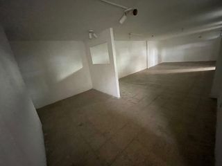 Foto 7 de En alquiler galpón con oficinas en Duran