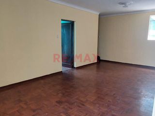 Oportunidad Única En Rímac! Se Vende Casa