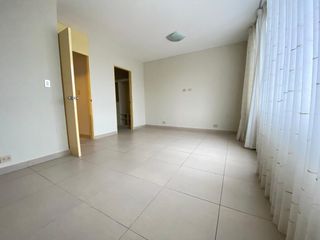 Foto 4 de EN ALQUILER AMPLIO DEPARTAMENTO EN BRISAS DE VILLA  CHORRILLOS