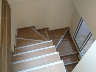 Foto 18 de SE VENDE PROPIEDAD COMO NUEVA. TOTALMENTE REMODELADA Y FRENTE A PARQUE