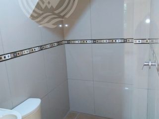 Foto 36 de SE VENDE PROPIEDAD COMO NUEVA. TOTALMENTE REMODELADA Y FRENTE A PARQUE