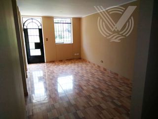 Foto 12 de SE VENDE PROPIEDAD COMO NUEVA. TOTALMENTE REMODELADA Y FRENTE A PARQUE
