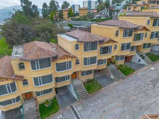 casa en venta 4 habitaciones sector Santa Lucía