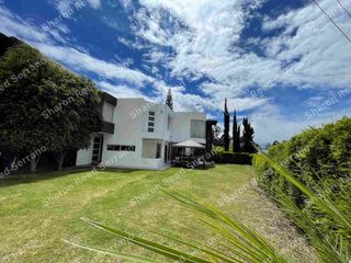 Foto 4 de Venta de oportunidad  casa de 3 dormitorios  con vista dentro de urbanización.