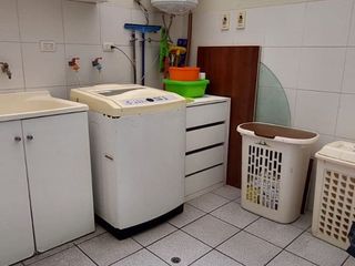 Foto 18 de CERCA A OVALO HIGUERETA - DEPARTAMENTO EN VENTA EN PRIMER PISO  – SURCO