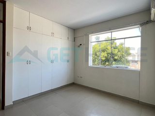 SE VENDE AMPLIO DEPARTAMENTO DE 140 M2 CON ESTACIONAMIENTO| URB. MIRAFLORES, CASTILLA, PIURA